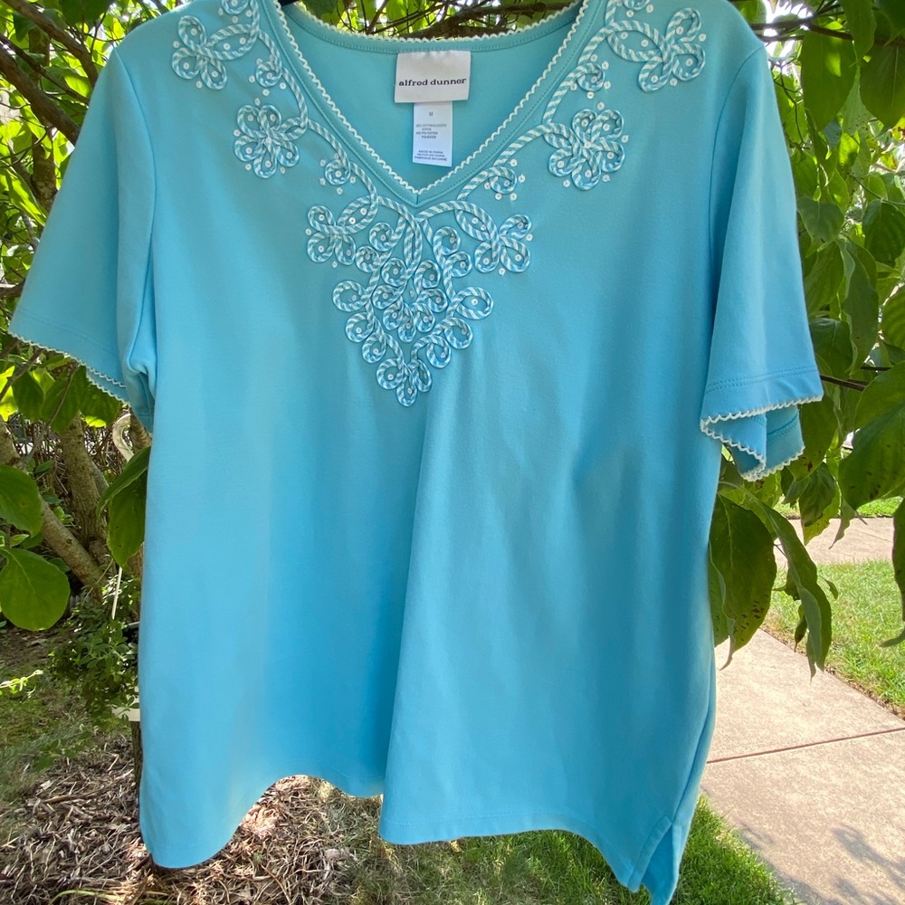 Alfred Dunner Light Blue Floral Embroidered Tee